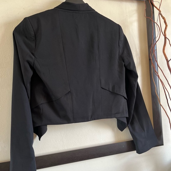 NWT  Bisou Bisou black “torera” style open blazer - Picture 2 of 8